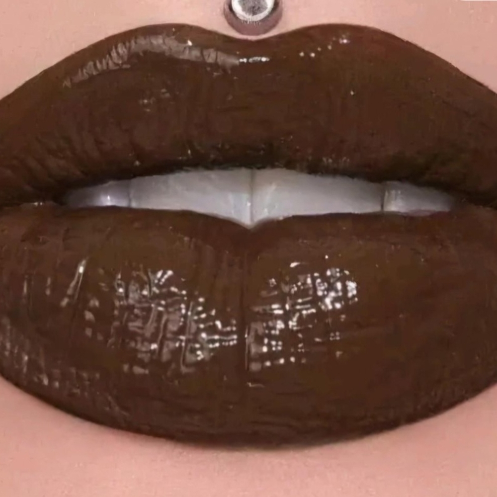 Rich Brown Lipstick